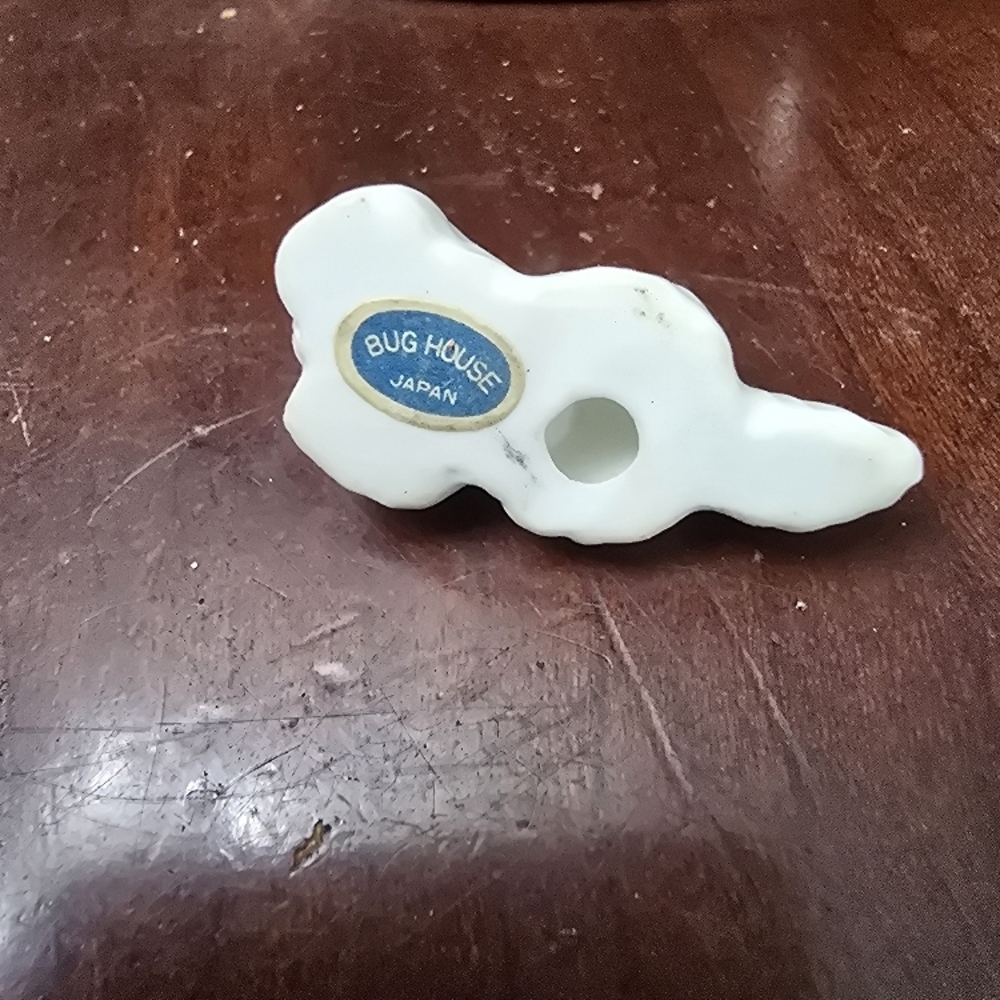 Porcelain White Cat Figurine - Picture 5 of 6